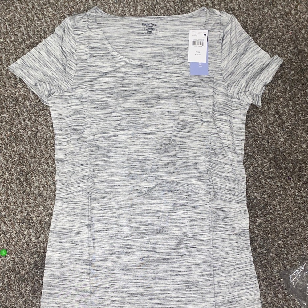 Motherhood Mayernity Heathered Gray Short Sleeve Nursing Top